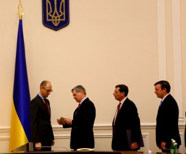 Meeting with Ukraine Prime Minister Arseniy Yatsenyuk, March 14, 2014 (13176330124)