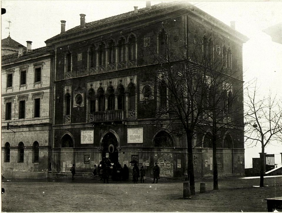 Municipio in Belluno. (BildID 15417564)