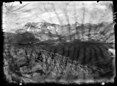Muntanyes del Pirineu aragonès entre els massissos de Viñamala i de les Tres Sorores