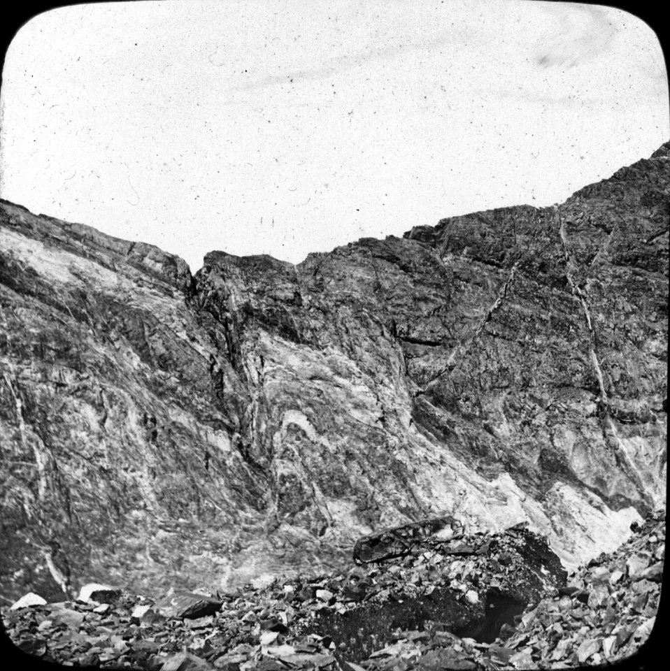 Muraille du Posets, Luchon