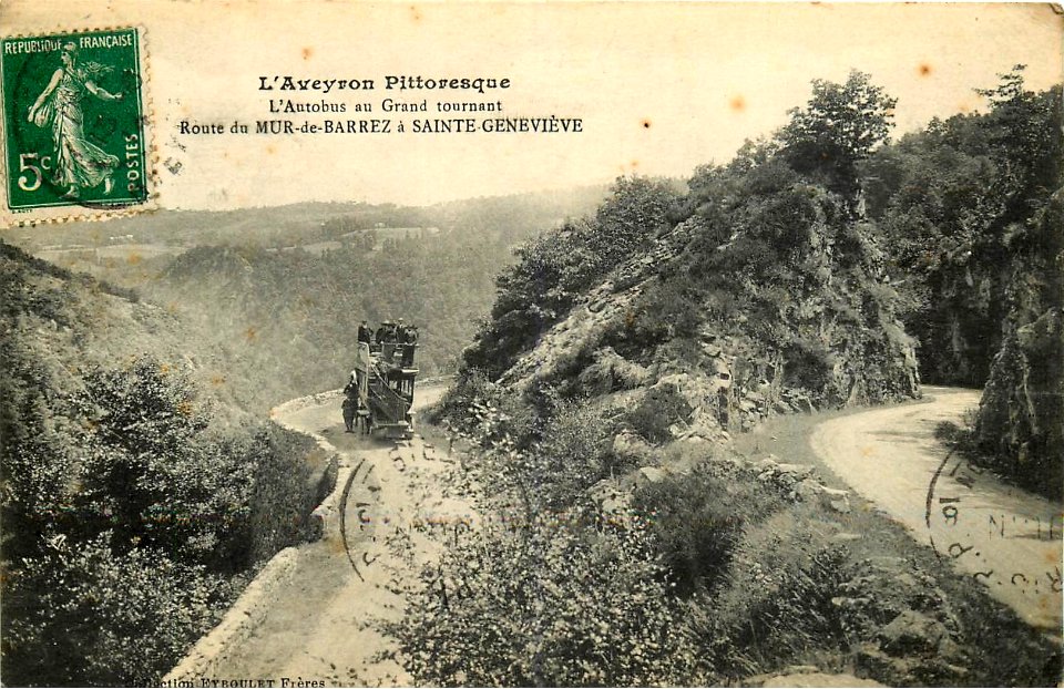 Mur-de-Barrez - route de Sainte-Geneviève 1