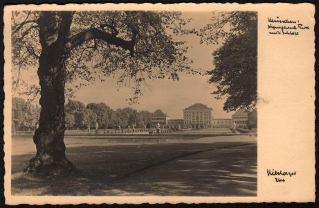 Munchen mit Schloss photo