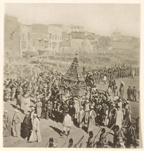 Medina - Prozession des Maḥmal (heilg. Teppich) auf dem Platz Menâcha. 1914. LCCN2002715736