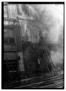 Murray St. fire, 2-19-15 LCCN2014698507