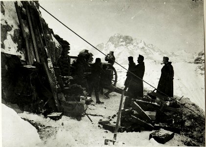 Munitionstransport während des Angriffes am Monte Piano. (BildID 15428495)