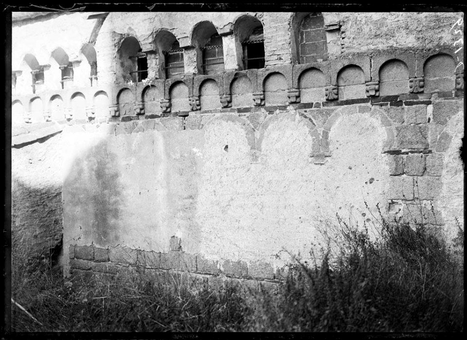 Mur de l'església del Monestir de Sant Feliu de Guíxols