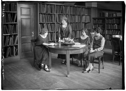 Music Room - Library - 58th St. (N.Y.) LCCN2014718225