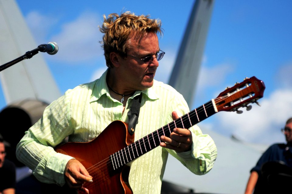 Musician Steve Oliver