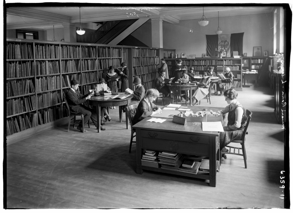 Music Room - Library - 58th St. (N.Y.) LCCN2014718226