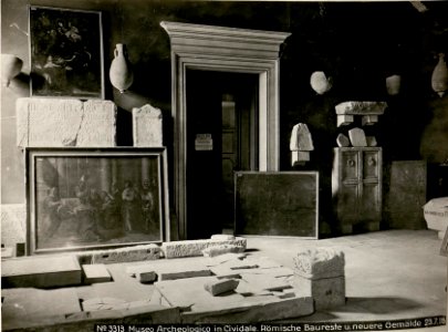 Museo Archeologico in Cividale. Römische Baureste u.neuere Gemälde 23.7.18 (BildID 15620919)