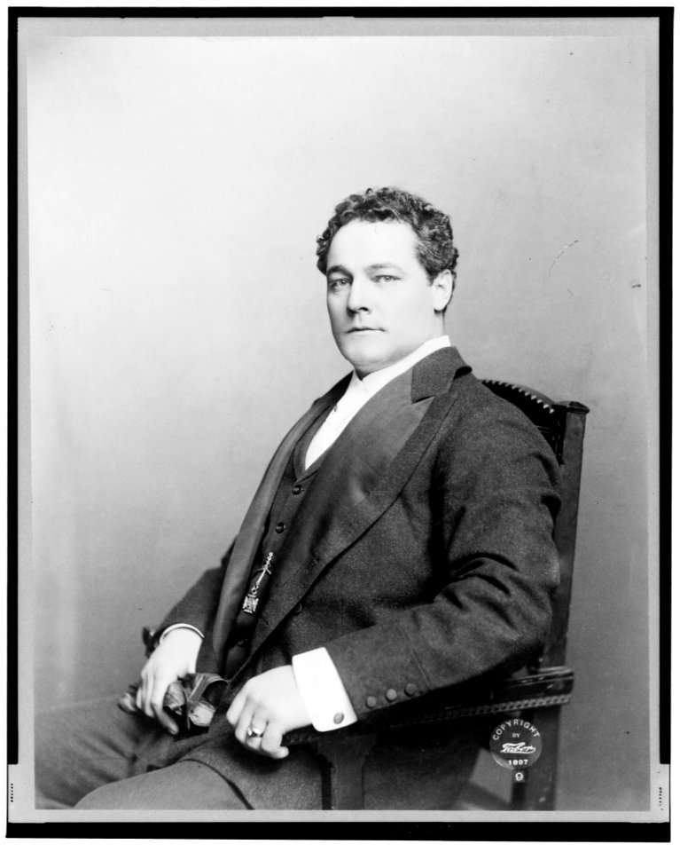 Melbourne Mac Dowel, half-length portrait, seated, facing left LCCN2002695173