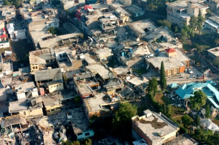 Muzaffarabad - 2005 Kashmir earthquake photo