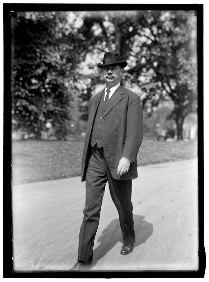 MYERS, HENRY LEE. SENATOR FROM MONTANA, 1911-1923 LCCN2016864886