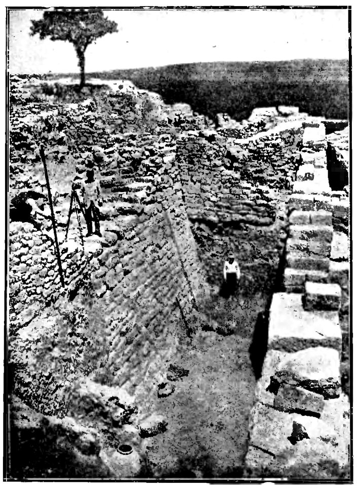 Mycenaean Troy p037-Fig 7
