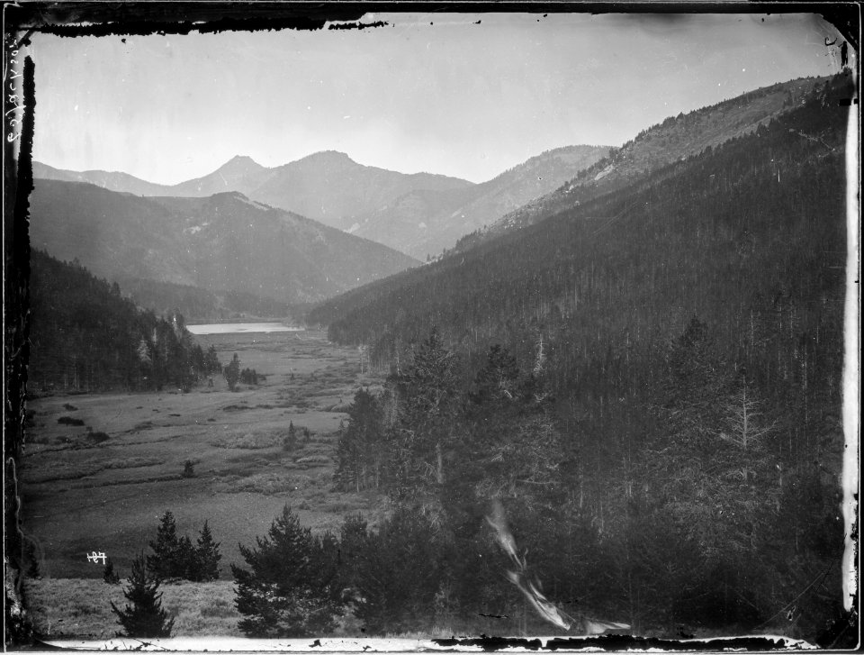 Mystic Lake, distant view - NARA - 516672