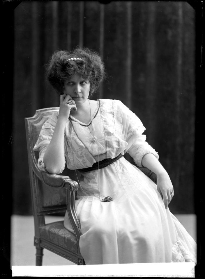 Märtha Lindlöf in Amatörtjuven at Vasateatern 1908 - SMV - GL097