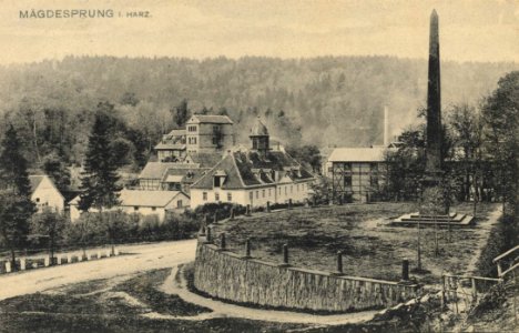 Mägdesprung, Sachsen-Anhalt - Stadtansicht mit Obelisk (Zeno Ansichtskarten)