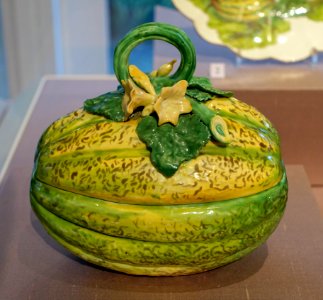 Melon tureen and cover, Chelsea porcelain, c. 1755-1756, soft-paste porcelain - California Palace of the Legion of Honor - San Francisco, CA - DSC02985