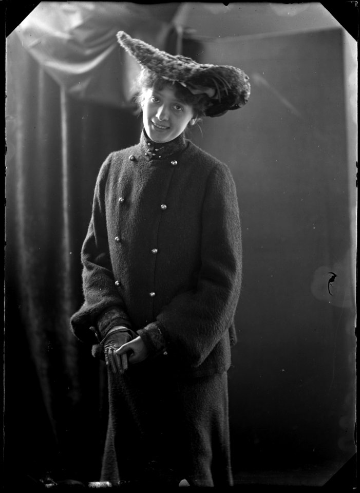 Märta Pettersson, actor, undated portrait - SMV - GP037