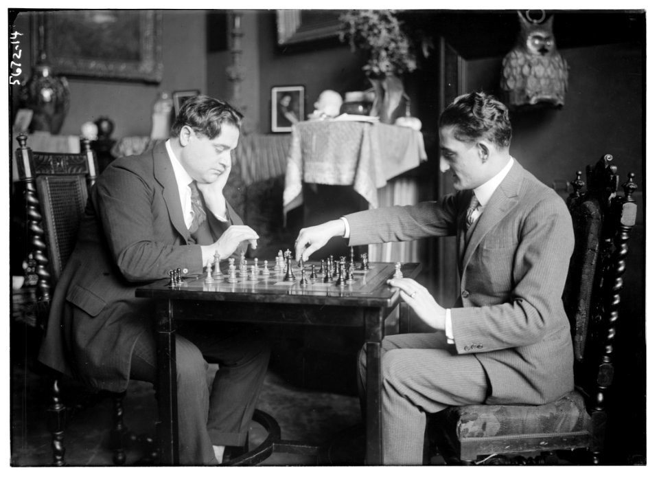 Men playing chess LCCN2014714038