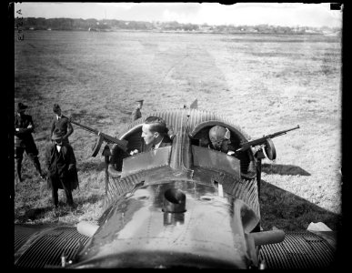 Men with artillery in airplane LCCN2016890802
