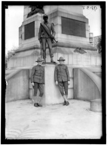Men in uniform at Sherman Monument, Washington, D.C. LOC hec.09803