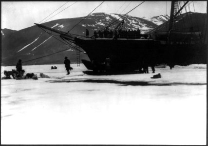Men, sled dogs and small boats on pack ice beside the ship NEPTUNE; Arctic expedition. 1908-12 LCCN2016653135