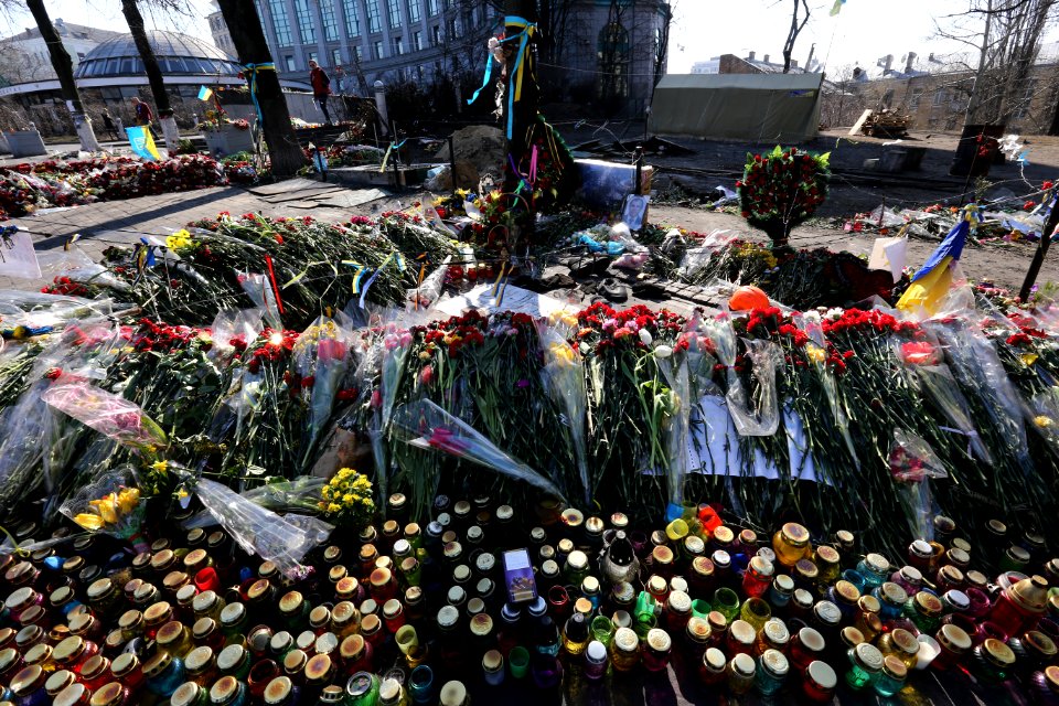 Memorial on Instytutska str., Maidan, March 14, 2014 (13147502803)