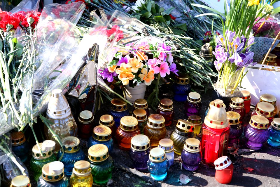 Memorial on Instytutska str., Maidan, March 14, 2014 (13147655444)