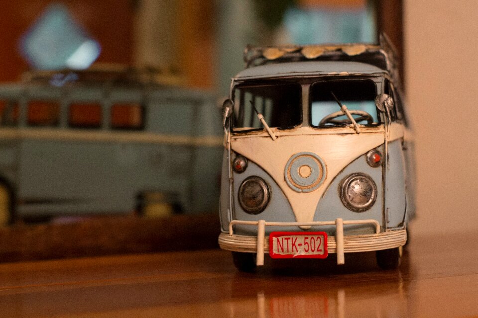 Toy plate brown train
