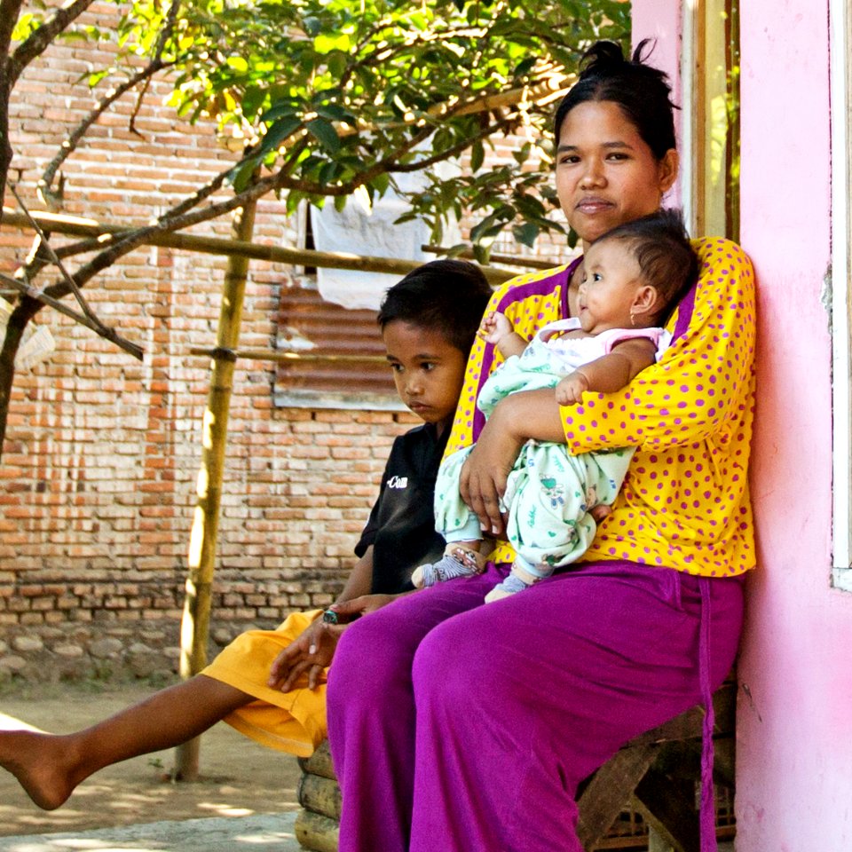 Meningkatkan kesehatan ibu dan bayi baru lahir (39997455555)