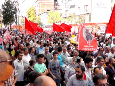 Merasîma Oxirkirina Qurbanîyên Êrîşa Pirsûsê 15