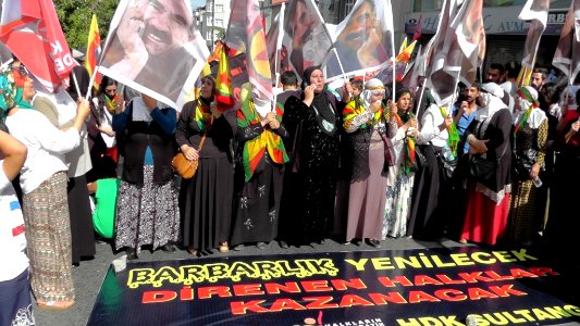 Merasîma Oxirkirina Qurbanîyên Êrîşa Pirsûsê 23