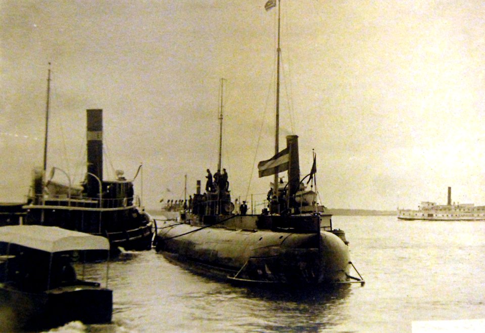 Merchant submarine, Deutschland, New London, Connecticut, November 1916 (30238931441)