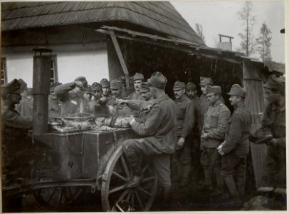 Menageverteilung bei Infanterieregiment 54 Stab (BildID 15651669)
