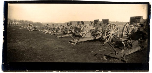 Mercin-Pommier. Centre de triage. Canons boches. R.B. - Fonds Berthelé - 49Fi1776