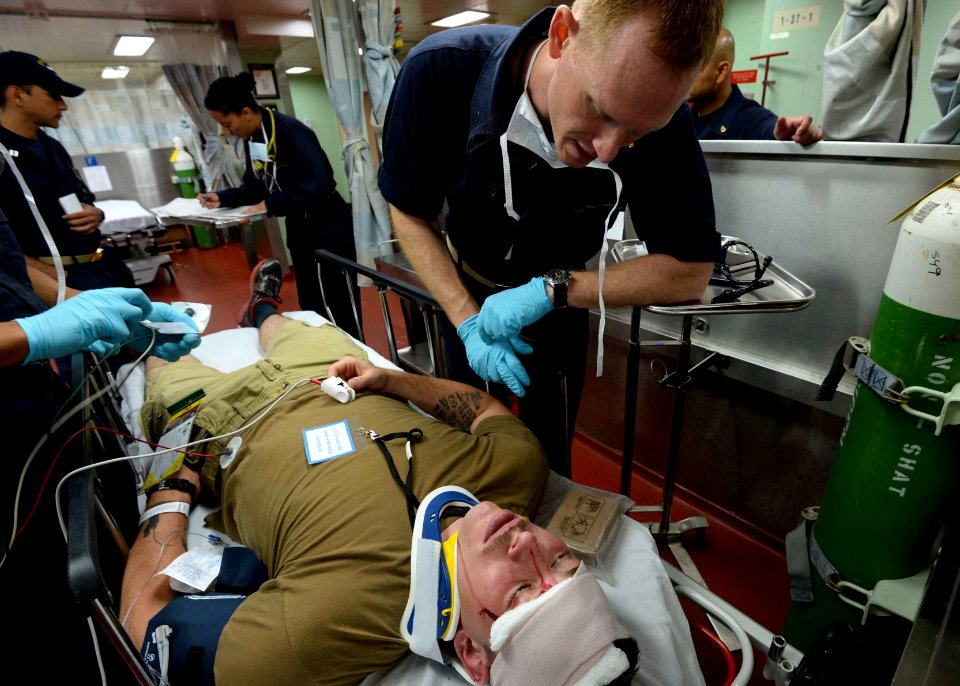 Mercy conducts mass casualty exercise during Pacific Partnership 2015 150716-N-PZ713-275
