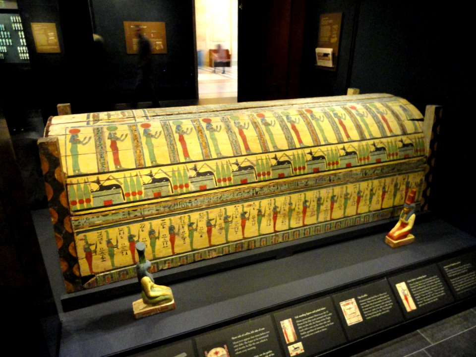 Meret-it-es outer coffin - Nelson-Atkins Museum of Art - DSC08092