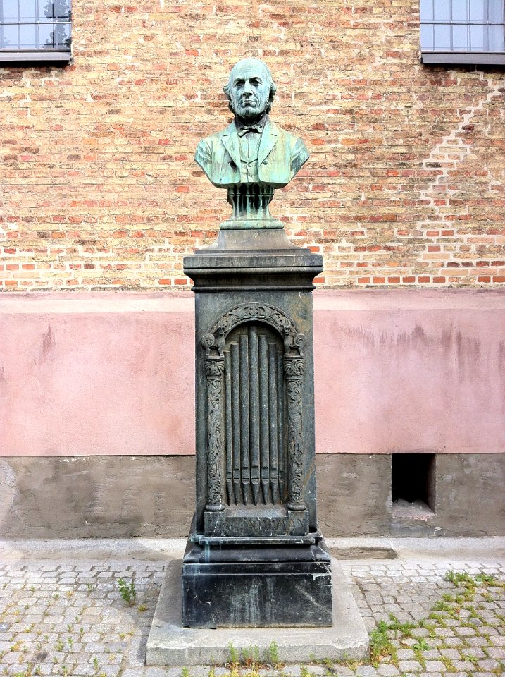 Memorial to Ludvig Mathias Lindeman