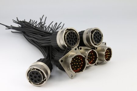 Harness connector high voltage connector
