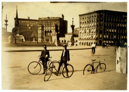 Messenger Boys, Indianapolis Western Union. Aug., 1908. Wit., E. N. Clopper. LOC cph.3c05658 photo