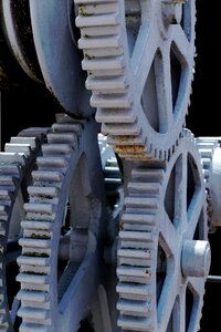 Technology mechanics drive