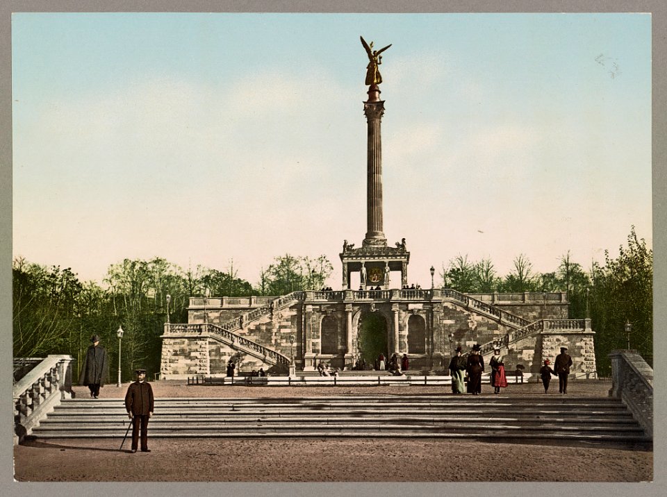 München. Prinz Regenten Terrasse mit Friedensdenkmal LOC ppmsca.52589
