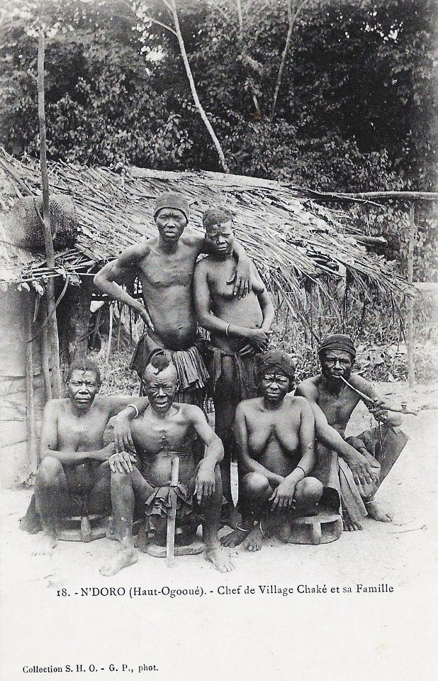 N'Doro-Chef de village Chaké et sa famille