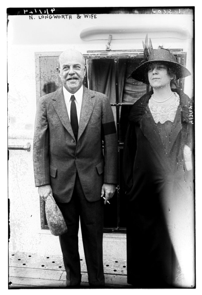 N. Longworth and wife LCCN2014716282