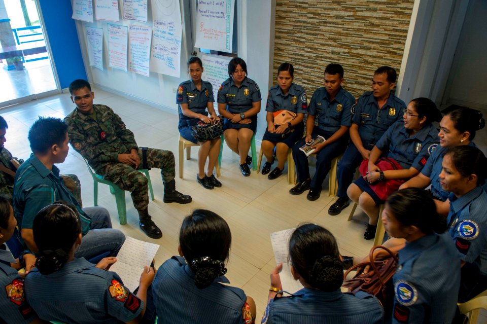 Mercy crew conducts Women, Peace and Security subject matter expert exchange during Pacific Partnership 2015 150812-N-UQ938-062