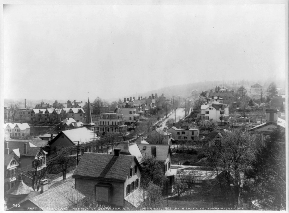 N.Y. - Stapleton - panoramic view of part of residence district LCCN2006690186