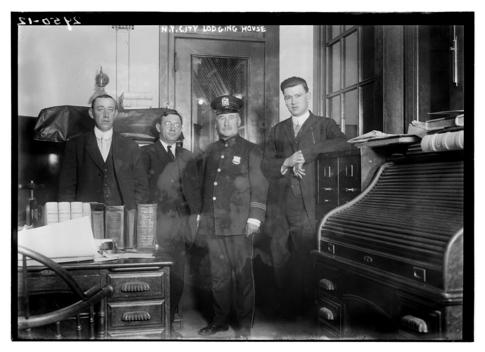 N.Y. City lodging house LCCN2014695108