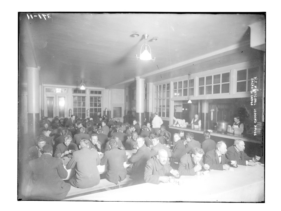 N.Y. Municipal Lodging House- Bread & coffee LCCN2014681800