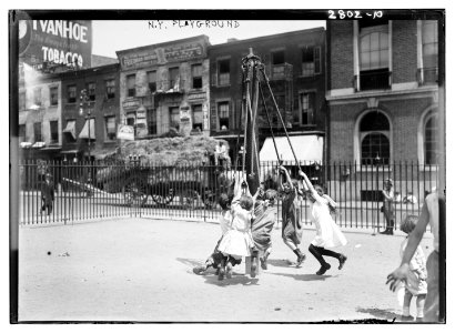 N.Y. Playground LCCN2014693976